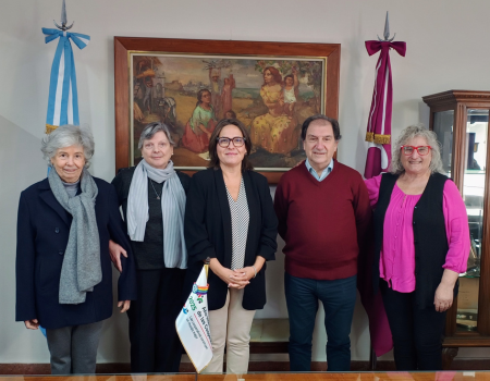 Visita internacional: El Hogar Obrero recibió a la diputada española Esther Gil de Reboleño